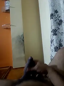 bobby3374 online show from December 20, 7:06 pm