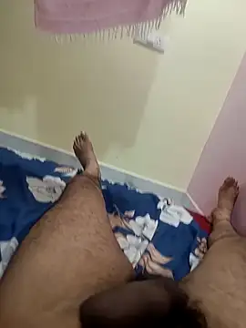 bobby3374 online show from September 27, 1:28 pm