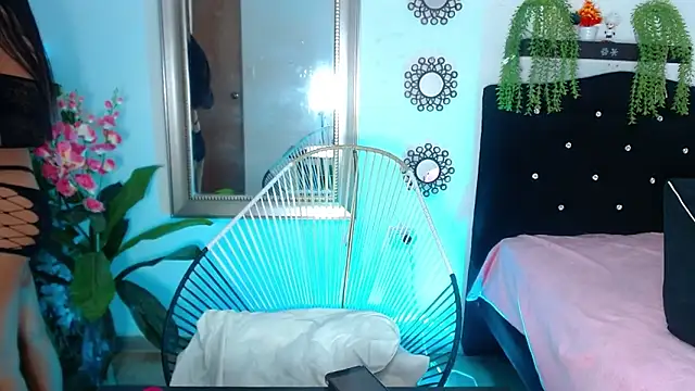 gabie rosse online show from April 13, 5:22 am