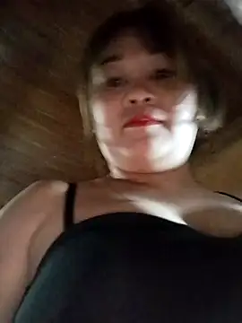 Snapshot of Lyly_nuce chatting on November 3, 5:05 pm Lyly nuce online show from November 3, 5:05 pm