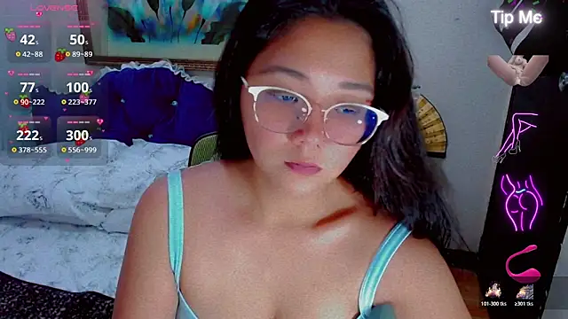 Snapshot of Filipinapoca chatting on May 16, 9:30 am Filipinapoca online show from May 16, 9:30 am