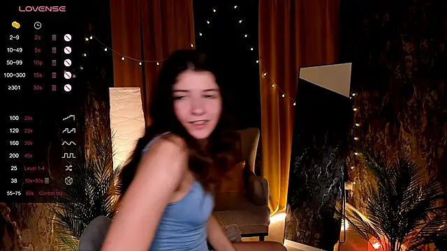 amy cute cat online show from December 3, 8:47 am