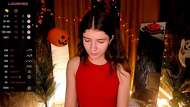 amy cute cat online show from October 25, 8:57 am