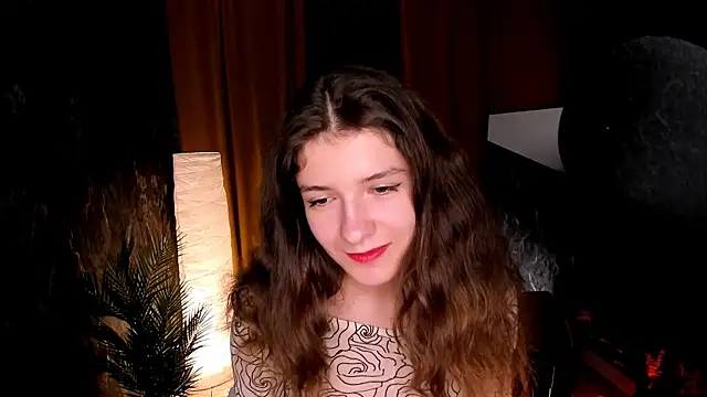 Snapshot of amy_cute_cat chatting on September 24, 9:05 am amy cute cat online show from September 24, 9:05 am
