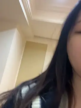 Lovelyanan online show from March 12, 4:00 pm