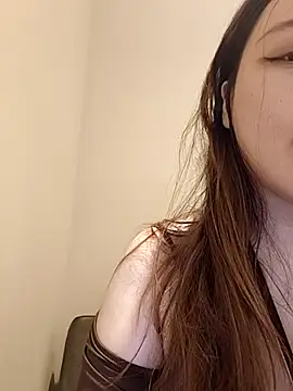 Snapshot of Lovelyanan chatting on September 28, 5:36 am Lovelyanan online show from September 28, 5:36 am