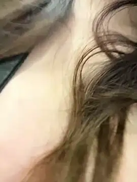 Lovelyanan online show from April 9, 1:17 pm