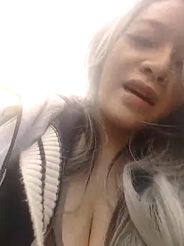 Lovelyanan online show from February 8, 7:39 am