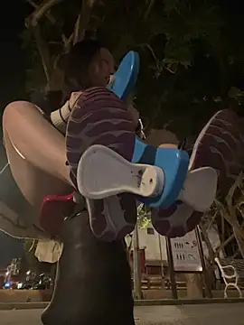 Lovelyanan online show from March 18, 1:57 pm