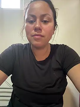 camila-titis online show from April 7, 10:44 pm