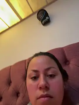 camila-titis online show from May 3, 8:56 pm