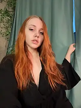 Snapshot of PollyVinice chatting on July 19, 4:48 pm PollyVinice online show from July 19, 4:48 pm