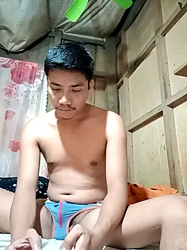 Snapshot of Hottie_pinoy21 chatting on September 16, 6:09 pm Hottie pinoy21 online show from September 16, 6:09 pm