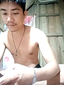 Snapshot of Hottie_pinoy21 chatting on October 13, 1:29 am Hottie pinoy21 online show from October 13, 1:29 am