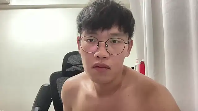 Passionatetwink2 online show from July 18, 8:23 am