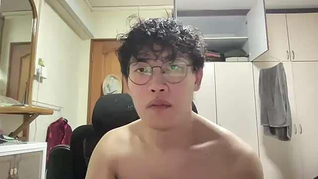 Passionatetwink2 online show from February 25, 11:32 am