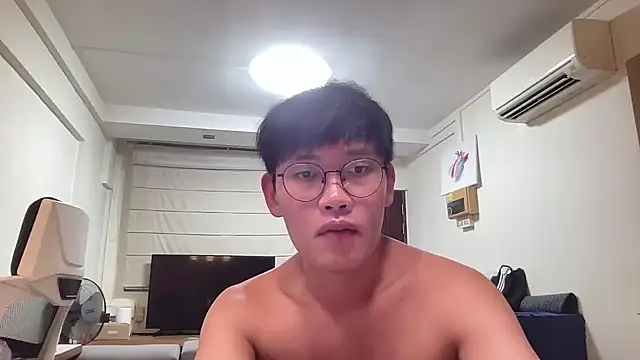 Passionatetwink2 online show from July 17, 10:56 am