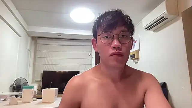 Passionatetwink2 online show from July 21, 11:22 am