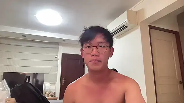 Passionatetwink2 online show from July 19, 7:39 am