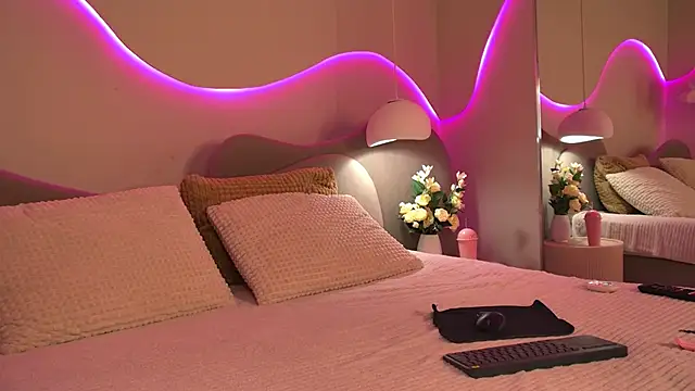 NicolSpace online show from May 16, 3:38 am