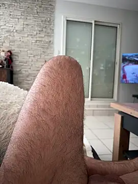 htreshot73 online show from March 29, 9:44 am