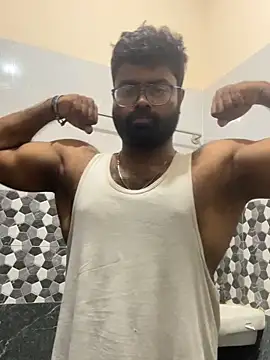 Snapshot of DJLOVE280825 chatting on October 12, 2:29 pm DJLOVE280825 online show from October 12, 2:29 pm