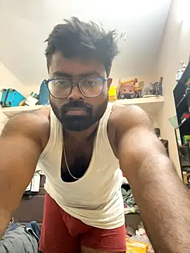 Snapshot of DJLOVE280825 chatting on October 2, 11:08 pm DJLOVE280825 online show from October 2, 11:08 pm