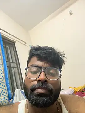 Snapshot of DJLOVE280825 chatting on October 8, 10:54 pm DJLOVE280825 online show from October 8, 10:54 pm