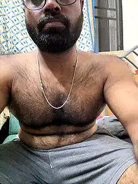 Snapshot of DJLOVE280825 chatting on November 20, 11:36 pm DJLOVE280825 online show from November 20, 11:36 pm