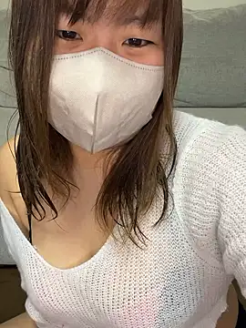 xxx yuna xxx online show from November 24, 8:20 pm