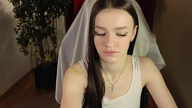 E l i z e  online show from January 15, 5:33 am