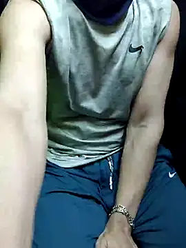 chocolate alone online show from December 5, 12:04 pm