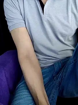 chocolate alone online show from October 30, 6:01 am