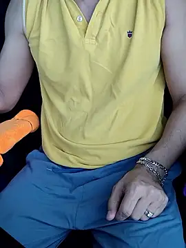 chocolate alone online show from October 19, 7:11 am