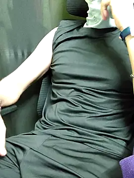 chocolate alone online show from October 3, 6:48 am