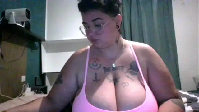 PirateXL online show from April 17, 11:40 pm