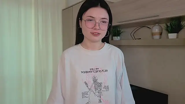 Susan Gardner online show from November 16, 6:07 am