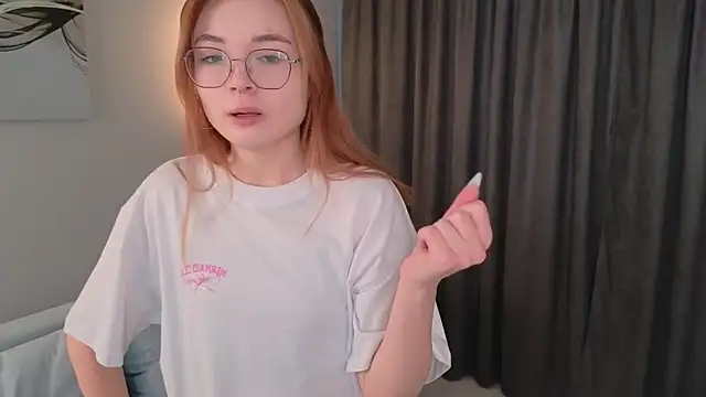 Susan Gardner online show from October 22, 6:02 am