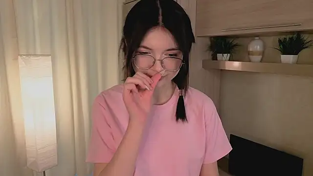 Susan Gardner online show from November 21, 6:12 am