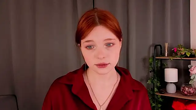 AnnieKim  online show from April 15, 2:21 pm