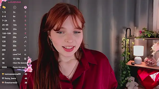 AnnieKim  online show from March 11, 5:07 pm