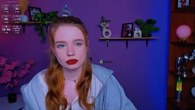 mila glow1 online show from April 28, 6:34 pm