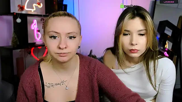 mila glow1 online show from January 11, 7:21 pm