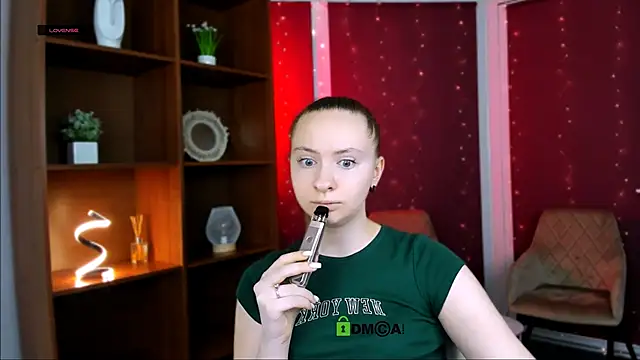 mila glow1 online show from December 2, 6:26 am