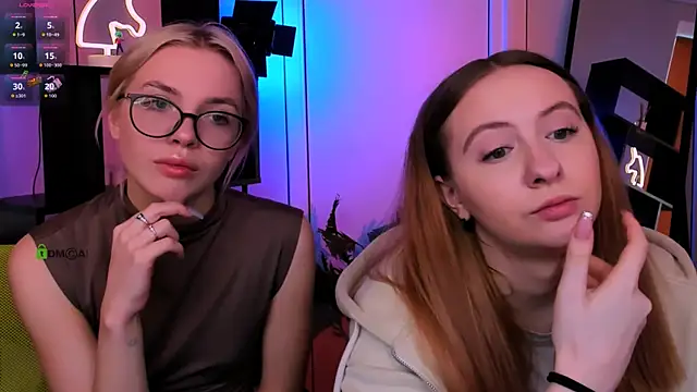 mila glow1 online show from November 18, 12:19 pm