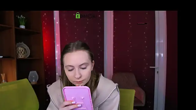 mila glow1 online show from November 27, 7:25 pm