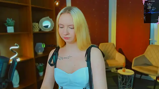 mila glow1 online show from March 11, 1:05 pm