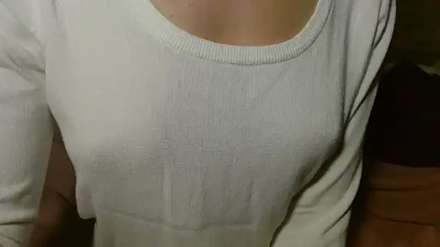 Snapshot of LorraineOSun chatting on April 30, 8:27 pm LorraineOSun online show from April 30, 8:27 pm