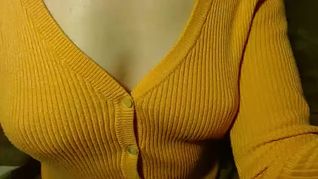 LorraineOSun online show from April 2, 7:20 pm