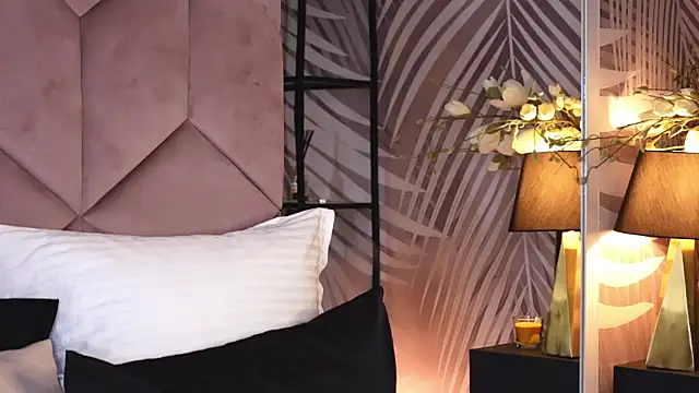 EvaRhea online show from November 17, 4:05 am